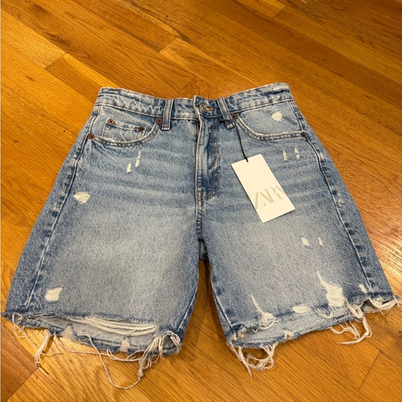 Zara Bermuda Denim Short - Picture 1 of 4